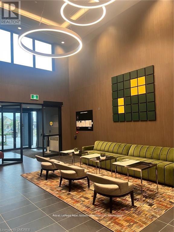 












511 - 95 DUNDAS STREET W

,
Oakville (GO Glenorchy),




Ontario
L6M5N4

