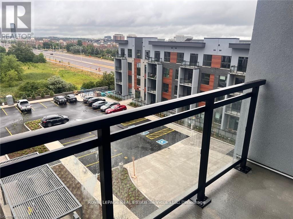 












511 - 95 DUNDAS STREET W

,
Oakville (GO Glenorchy),




Ontario
L6M5N4

