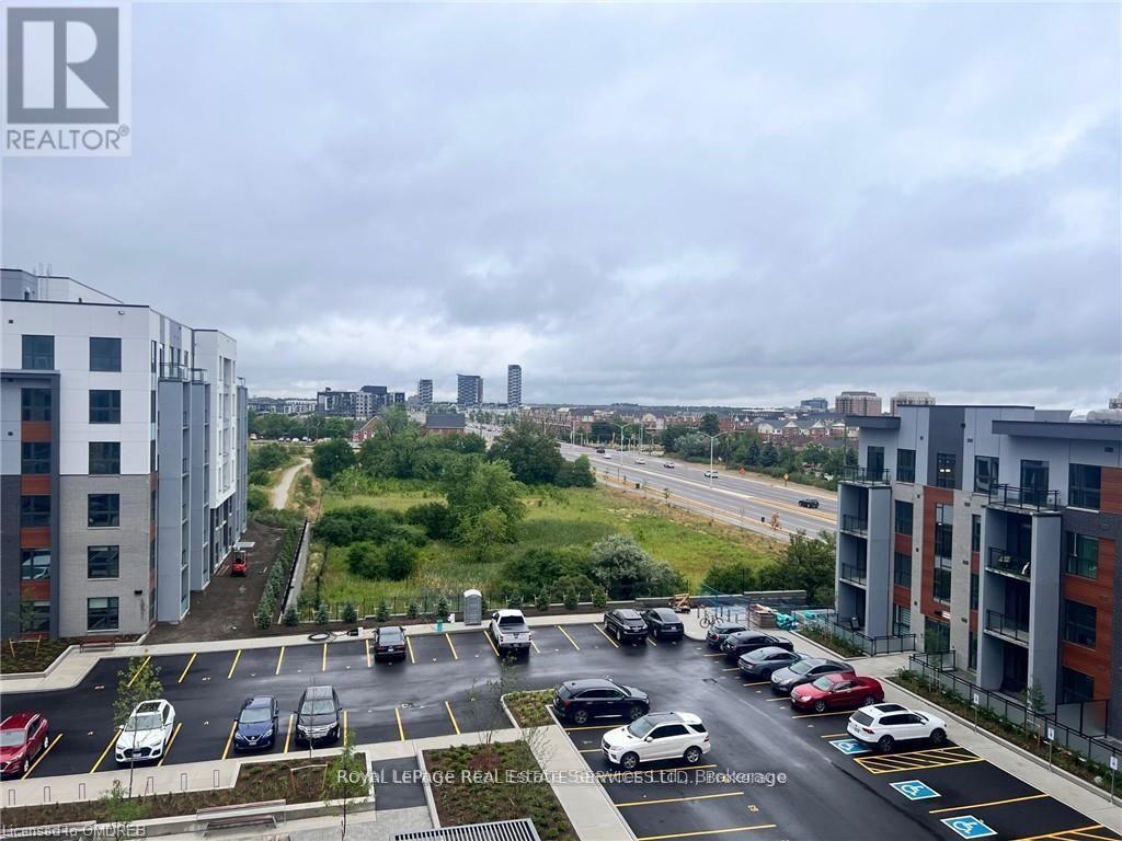 












511 - 95 DUNDAS STREET W

,
Oakville (GO Glenorchy),




Ontario
L6M5N4

