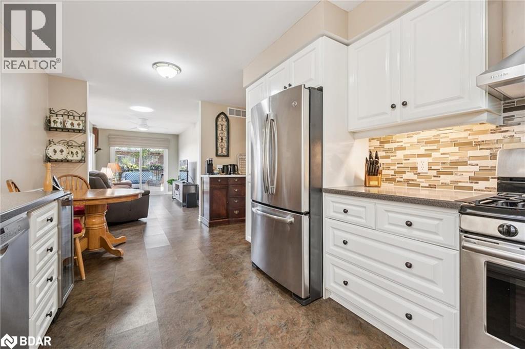 












21 CHERRY BLOSSOM CIRCLE

,
Guelph,




Ontario
N1G4X7

