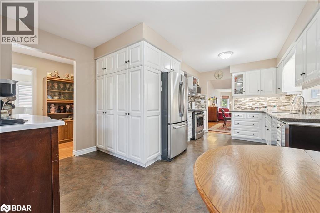 












21 CHERRY BLOSSOM CIRCLE

,
Guelph,




Ontario
N1G4X7

