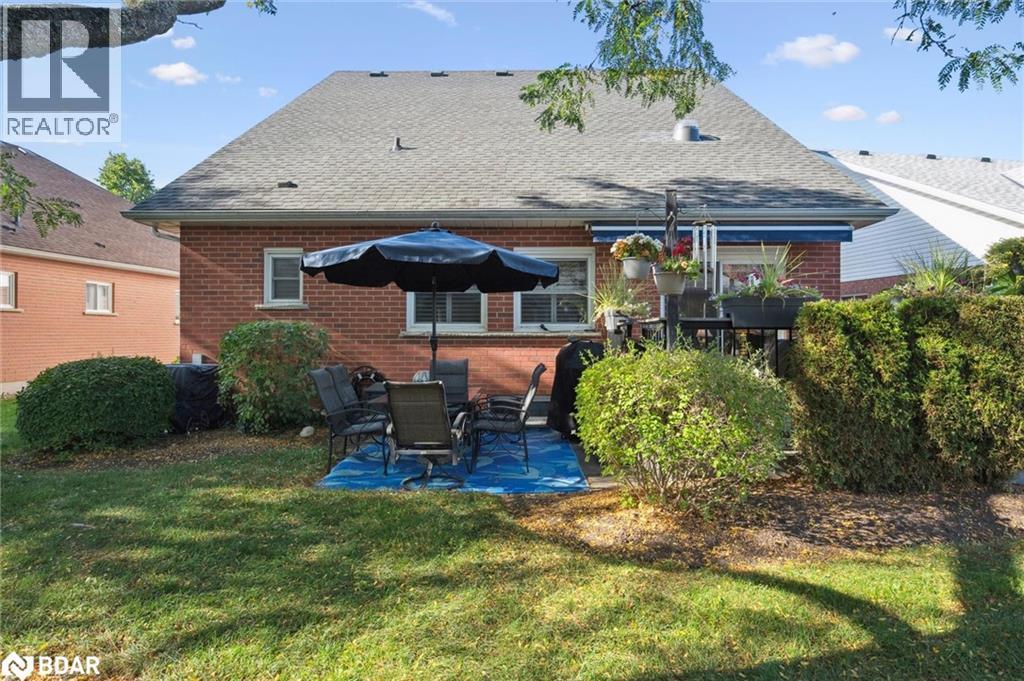 












21 CHERRY BLOSSOM CIRCLE

,
Guelph,




Ontario
N1G4X7

