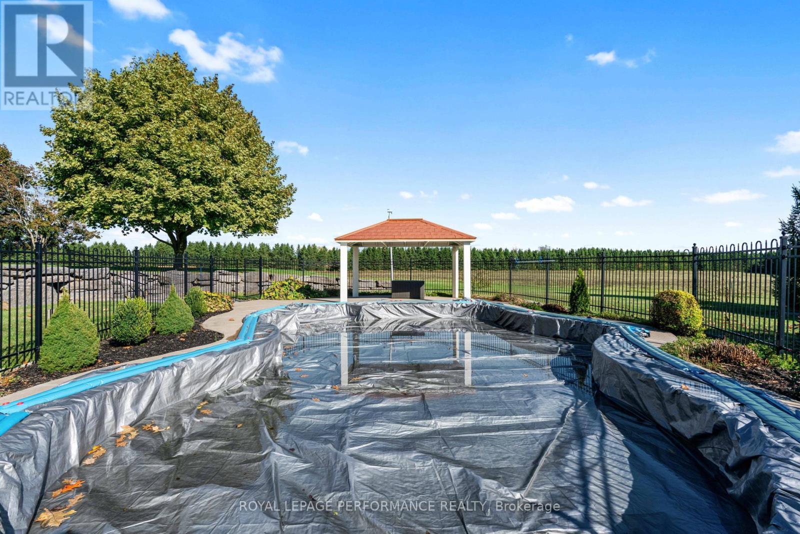 












20680 MCCORMICK ROAD

,
North Glengarry,




Ontario
K0C1A0

