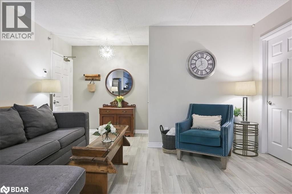 












1450 BISHOPS Gate Unit# 105

,
Oakville,




Ontario
L6M4N1

