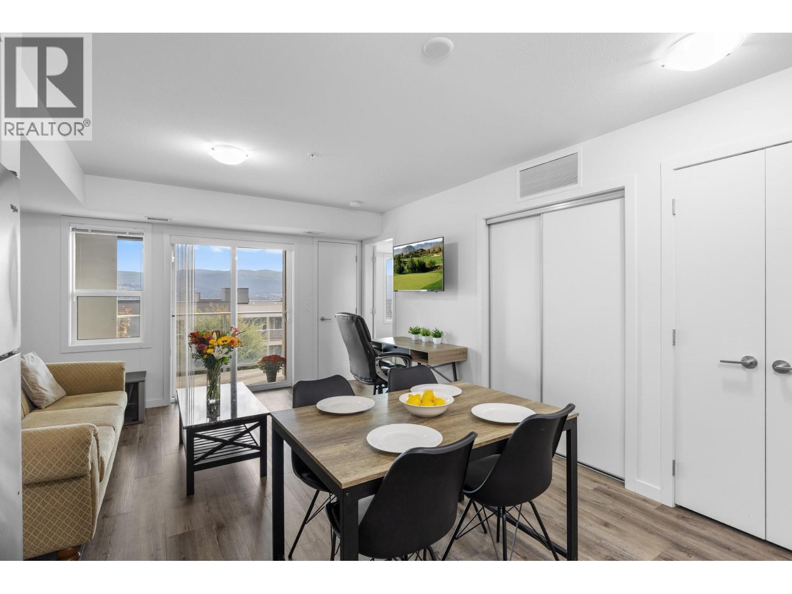 












725 Academy Way Unit# 203

,
Kelowna,




British Columbia
V1V0B4

