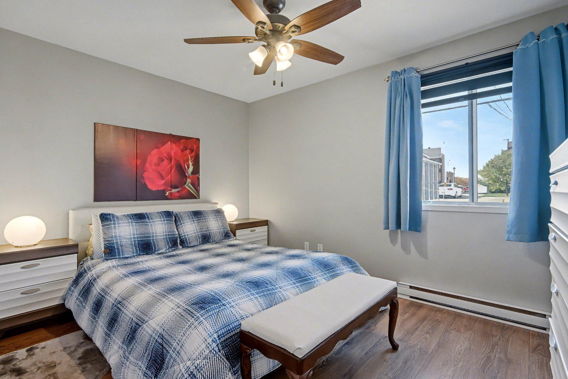 









1100


Boul. des Écluses

,
Sainte-Catherine,




QC
J5C2B2

