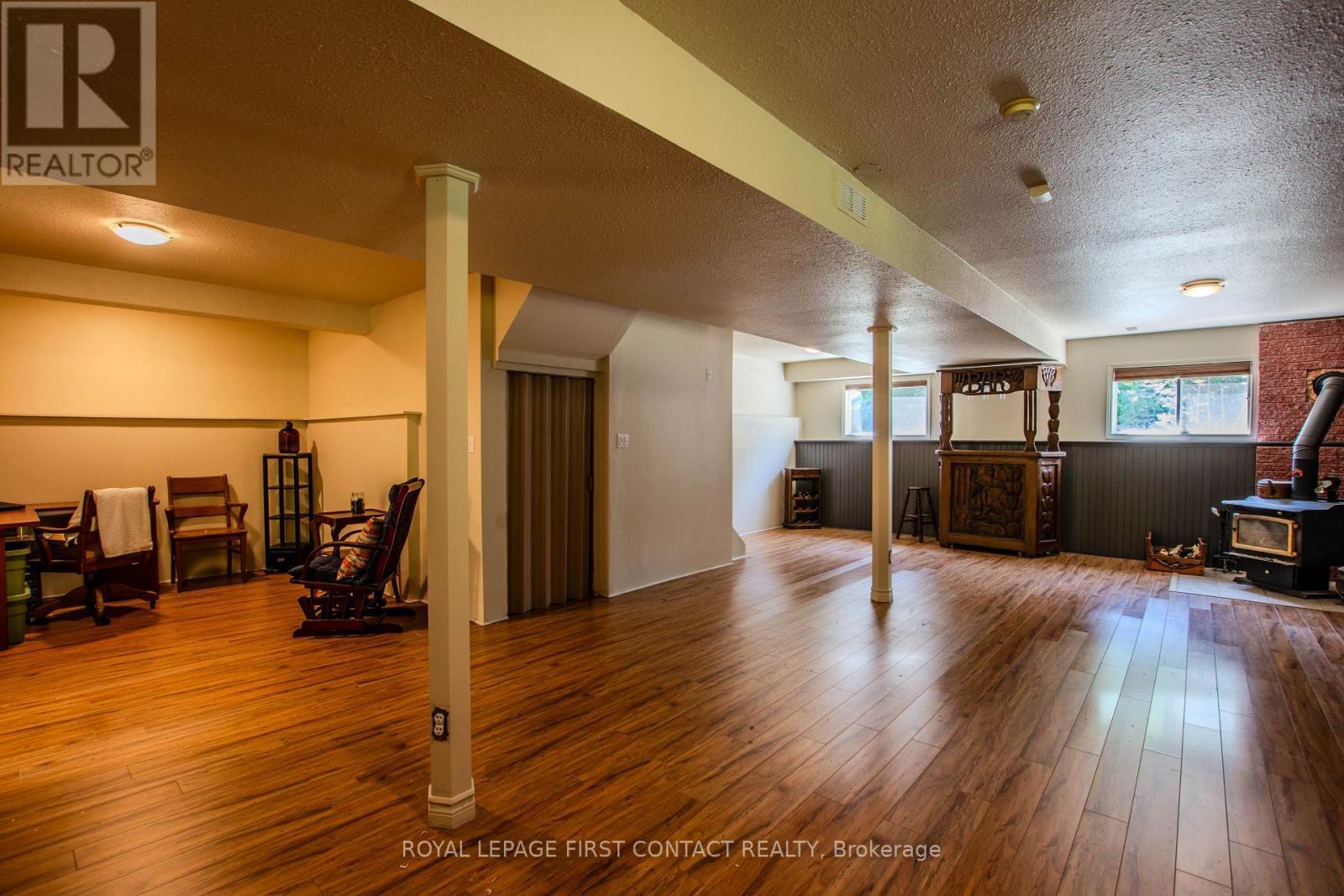 












5144 25TH SIDE ROAD

,
Essa,




Ontario
L0L2N0

