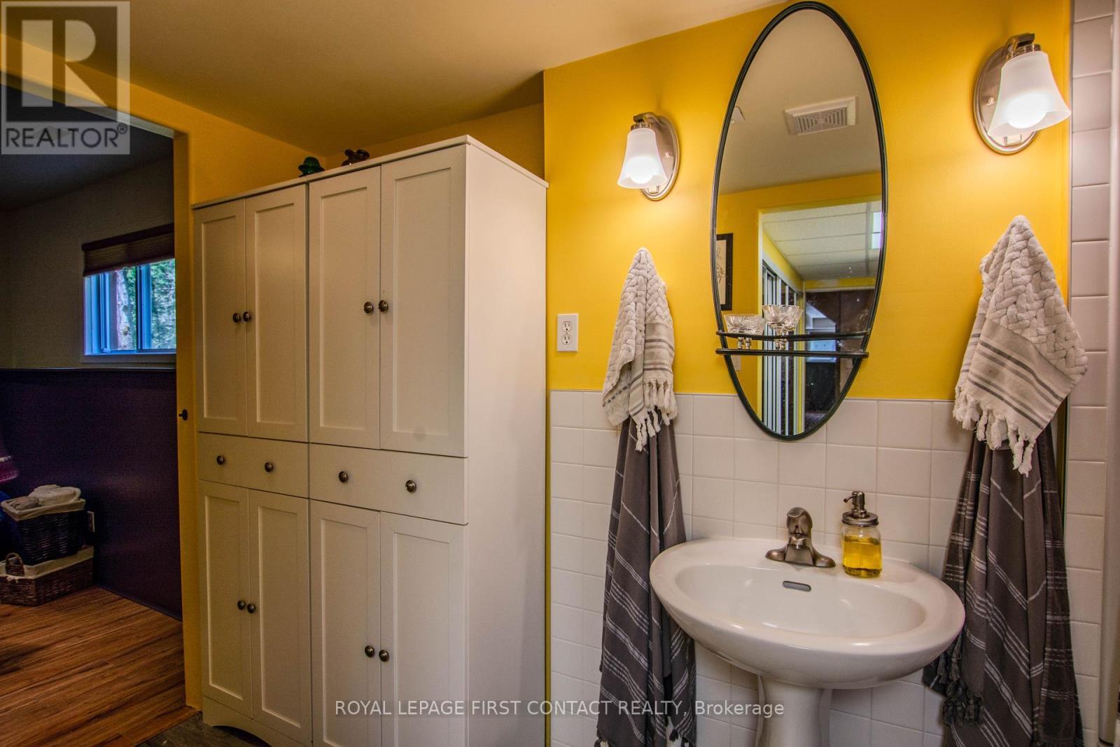 












5144 25TH SIDE ROAD

,
Essa,




Ontario
L0L2N0

