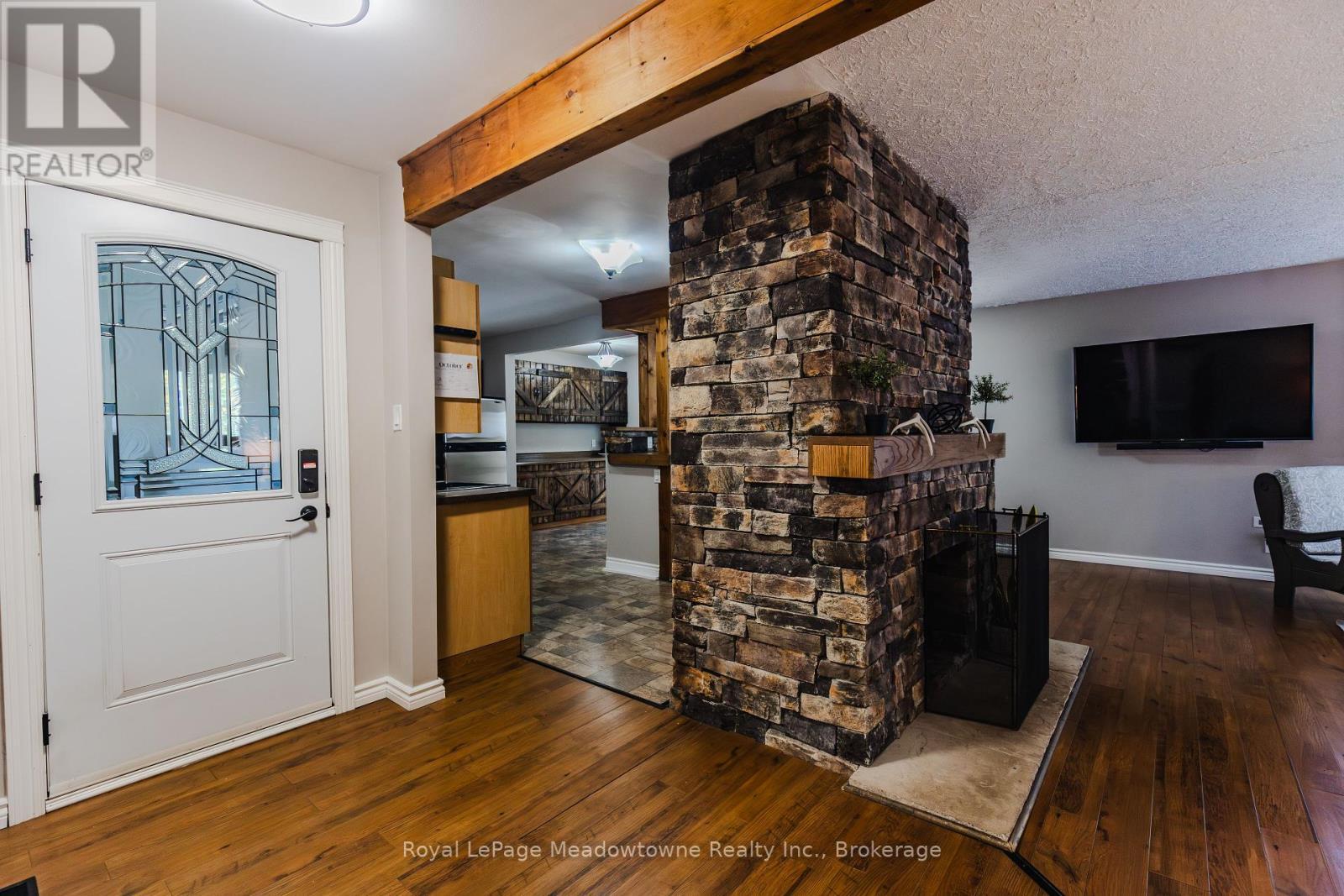 












2632 LAKEFIELD ROAD

,
Selwyn,




Ontario
K9J6X5

