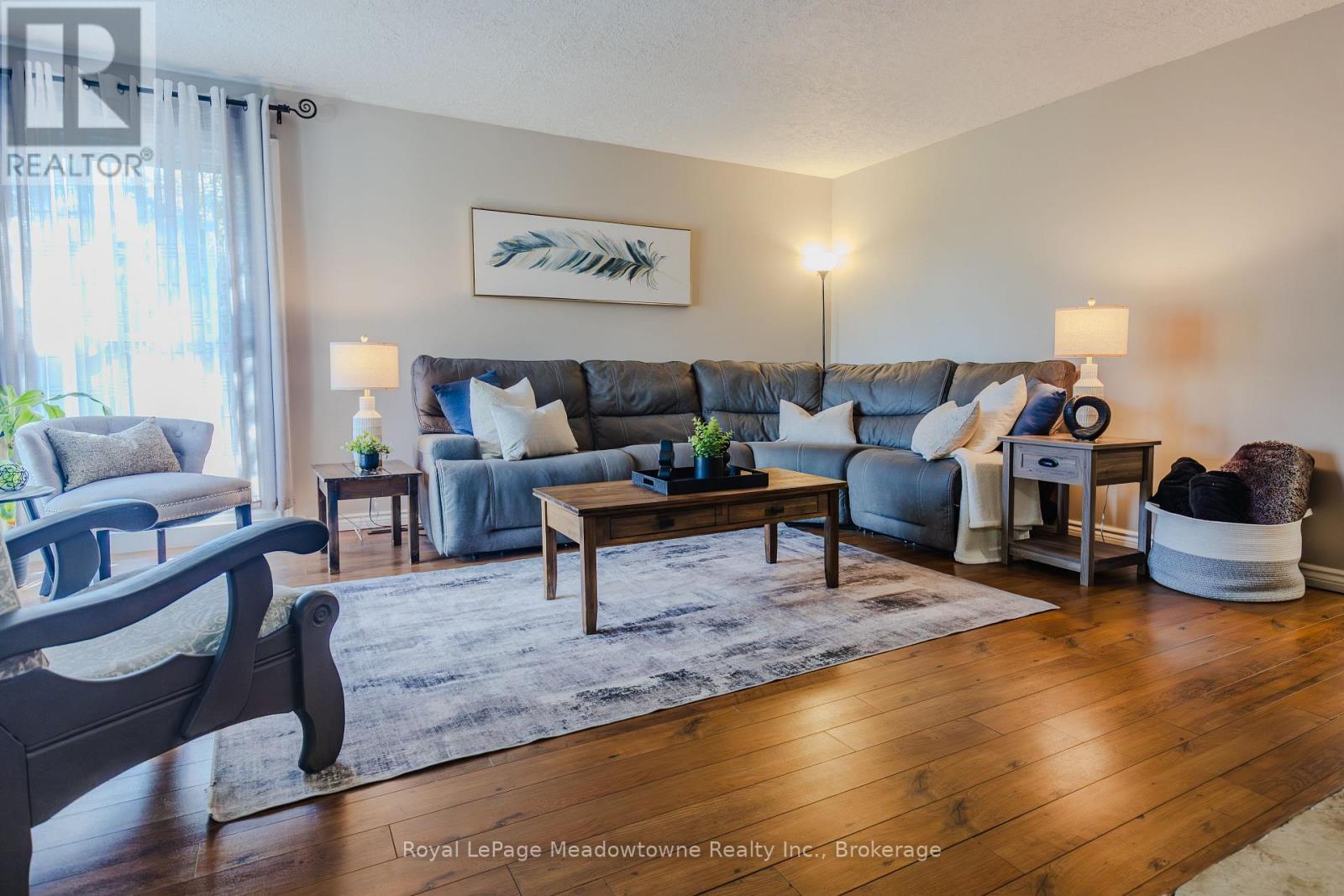












2632 LAKEFIELD ROAD

,
Selwyn,




Ontario
K9J6X5


