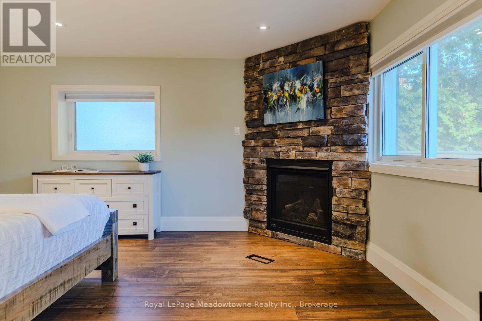 












2632 LAKEFIELD ROAD

,
Selwyn,




Ontario
K9J6X5

