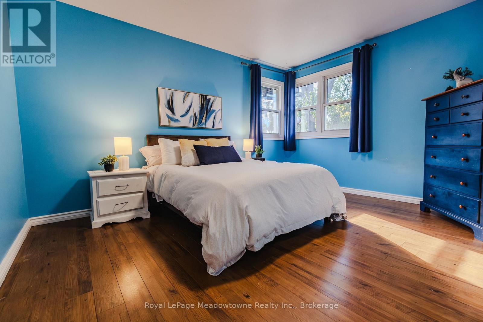 












2632 LAKEFIELD ROAD

,
Selwyn,




Ontario
K9J6X5

