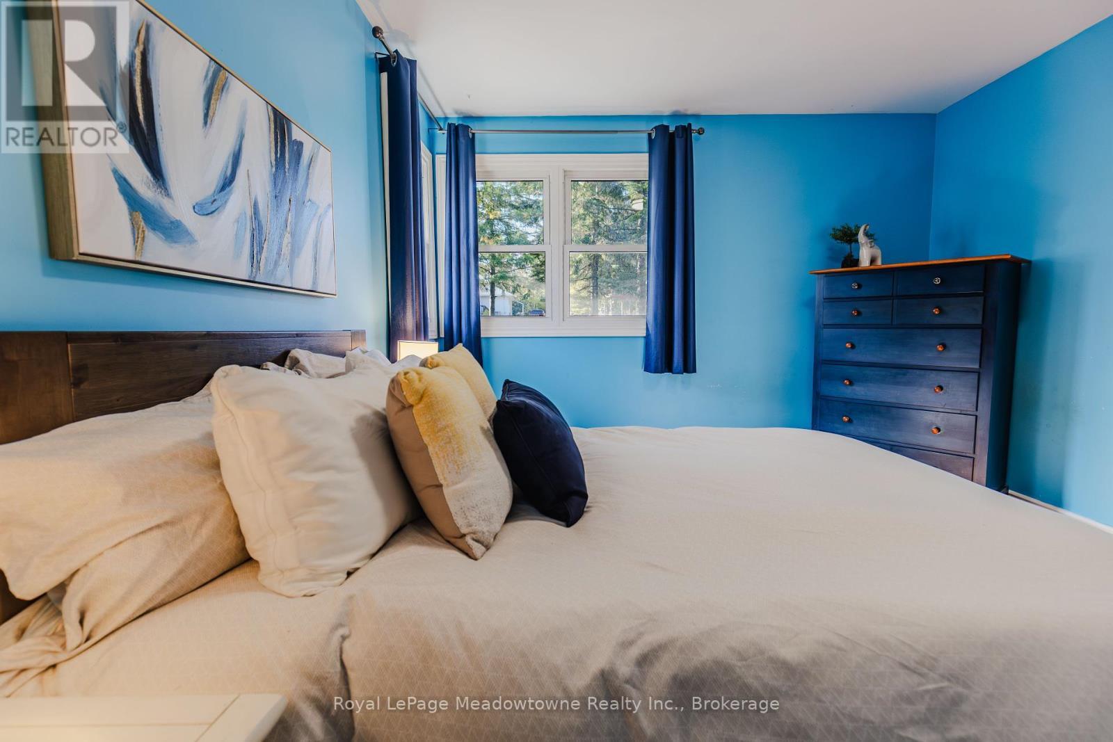 












2632 LAKEFIELD ROAD

,
Selwyn,




Ontario
K9J6X5

