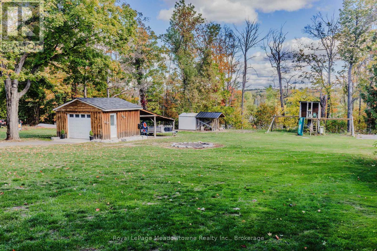 












2632 LAKEFIELD ROAD

,
Selwyn,




Ontario
K9J6X5


