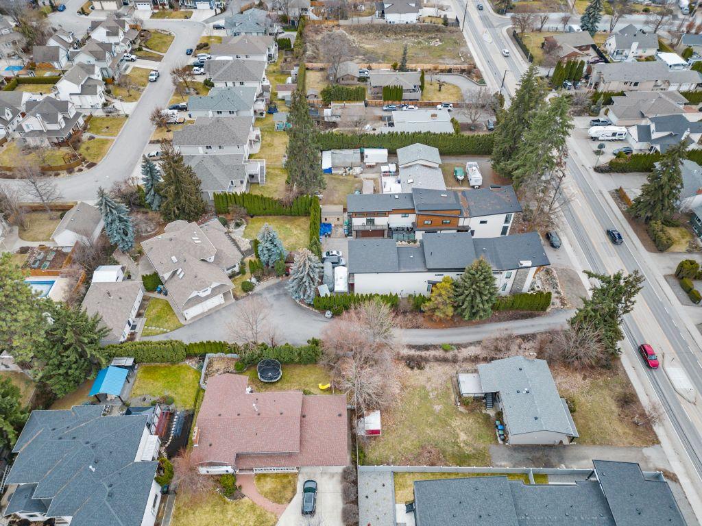 









4611


Gordon

Drive,
Kelowna,




BC
V1W 1T5

