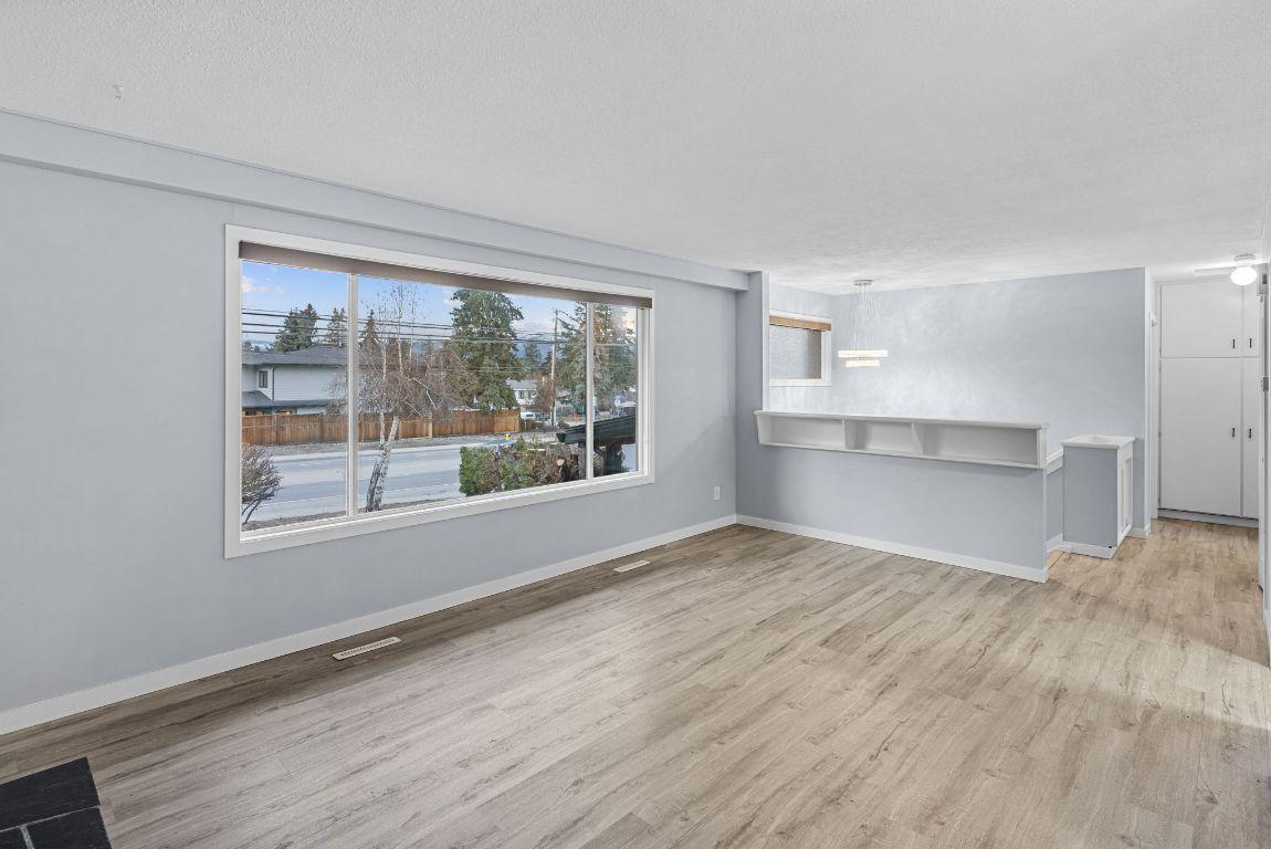 









4611


Gordon

Drive,
Kelowna,




BC
V1W 1T5

