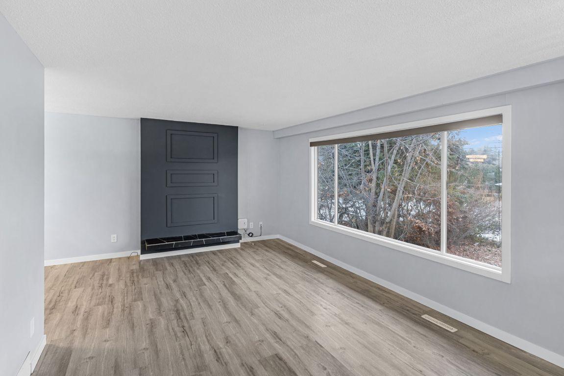 









4611


Gordon

Drive,
Kelowna,




BC
V1W 1T5

