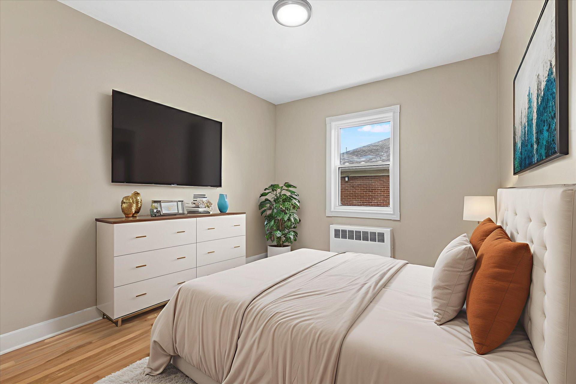 









460


Rue Petit

,
Montréal (Saint-Laurent),




QC
H4N2H6

