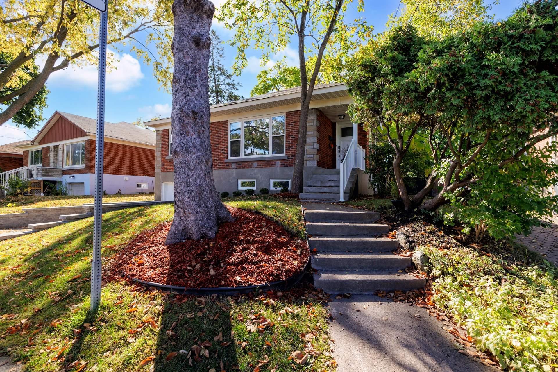 









460


Rue Petit

,
Montréal (Saint-Laurent),




QC
H4N2H6

