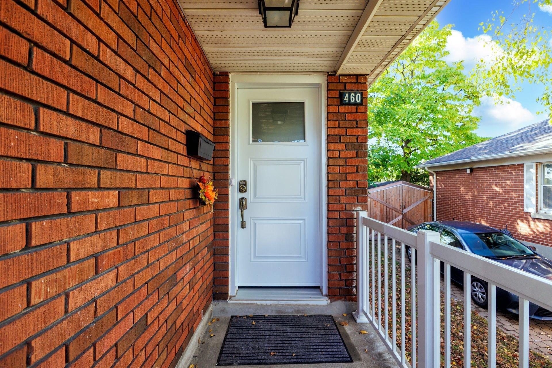 









460


Rue Petit

,
Montréal (Saint-Laurent),




QC
H4N2H6

