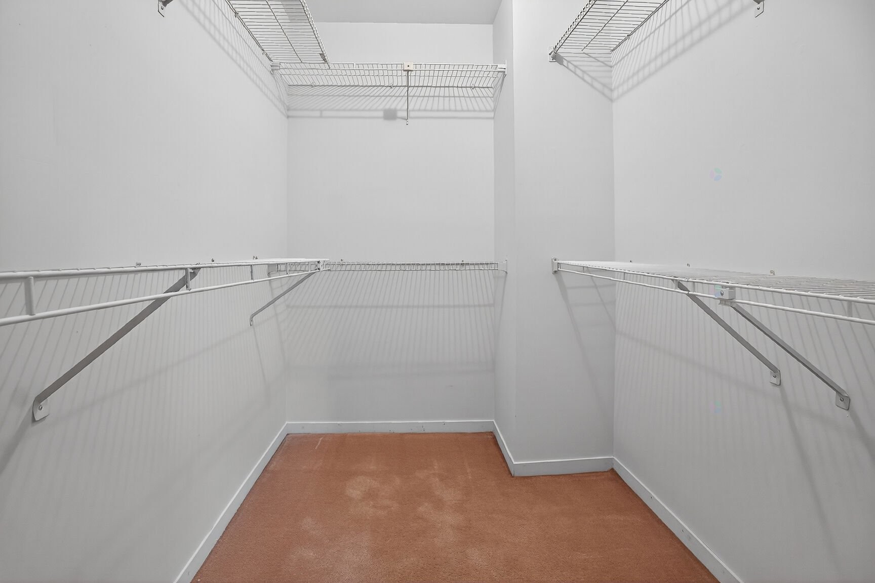 









1587


Rue Gauthier

,
Saint-Bruno-de-Montarville,




QC
J3V5Y4

