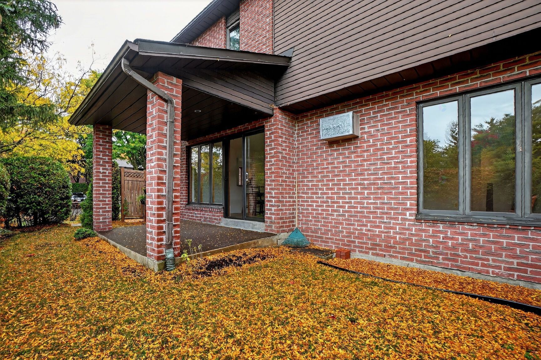 









1587


Rue Gauthier

,
Saint-Bruno-de-Montarville,




QC
J3V5Y4

