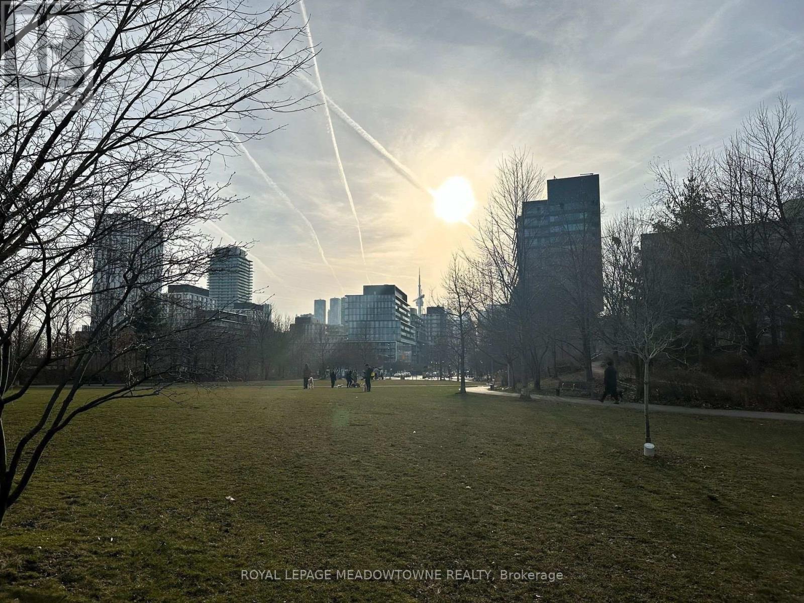 












2104 - 170 BAYVIEW AVENUE

,
Toronto,




Ontario
M5A0M4

