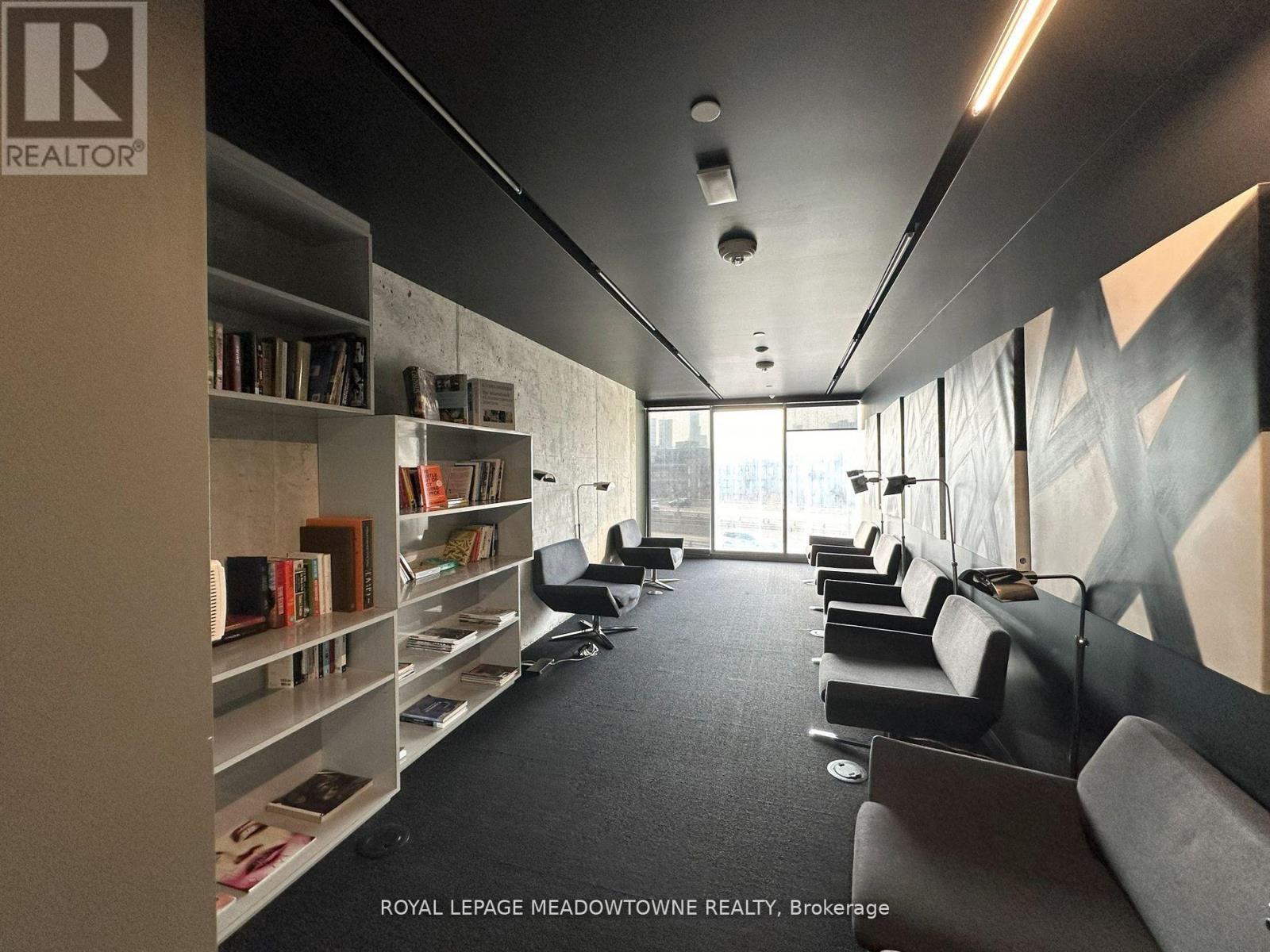 












2104 - 170 BAYVIEW AVENUE

,
Toronto,




Ontario
M5A0M4

