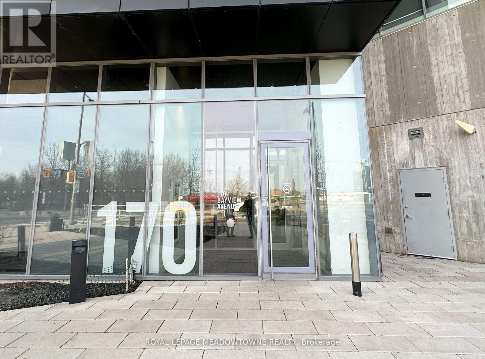 












2104 - 170 BAYVIEW AVENUE

,
Toronto,




Ontario
M5A0M4

