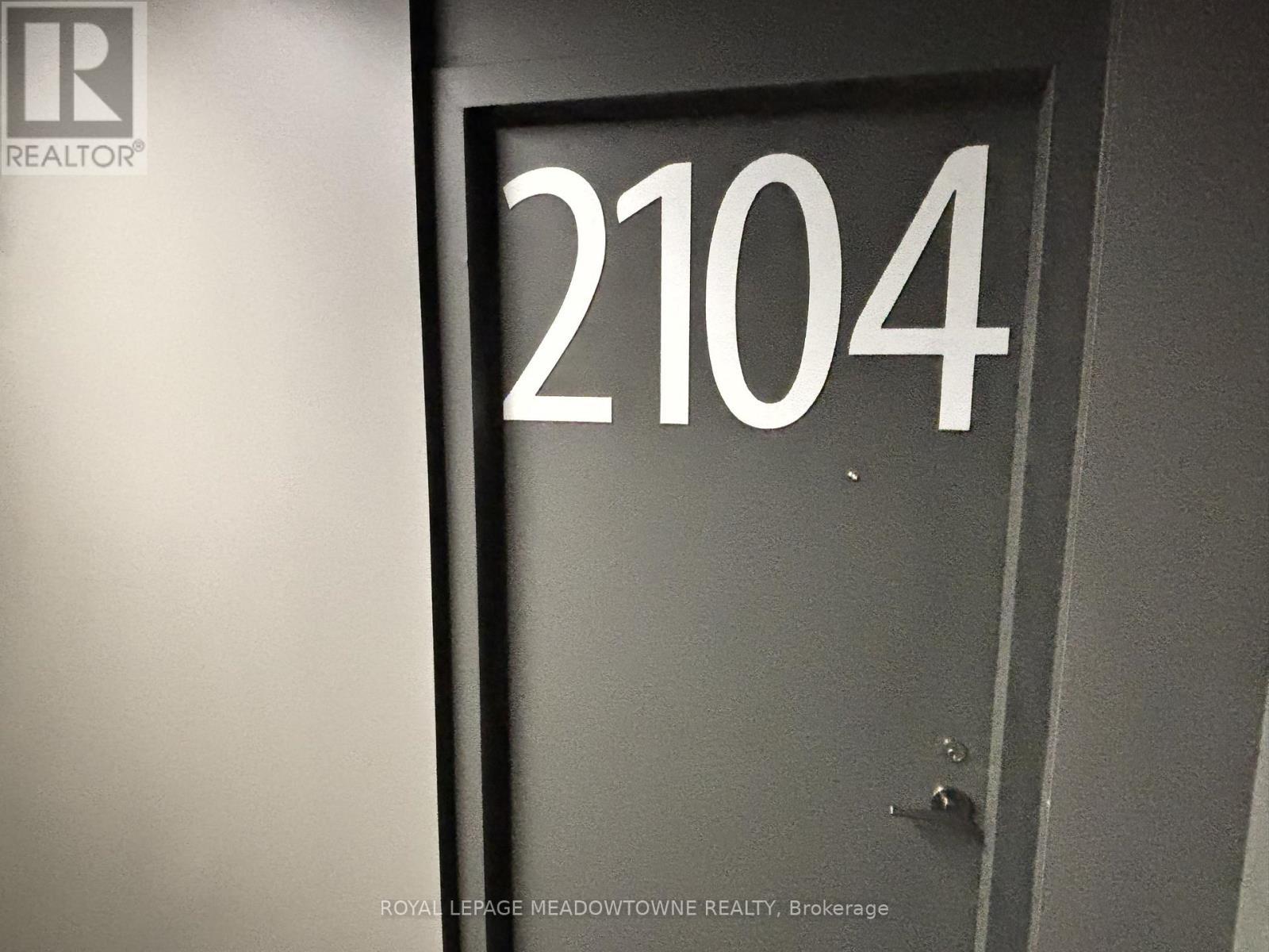 












2104 - 170 BAYVIEW AVENUE

,
Toronto,




Ontario
M5A0M4

