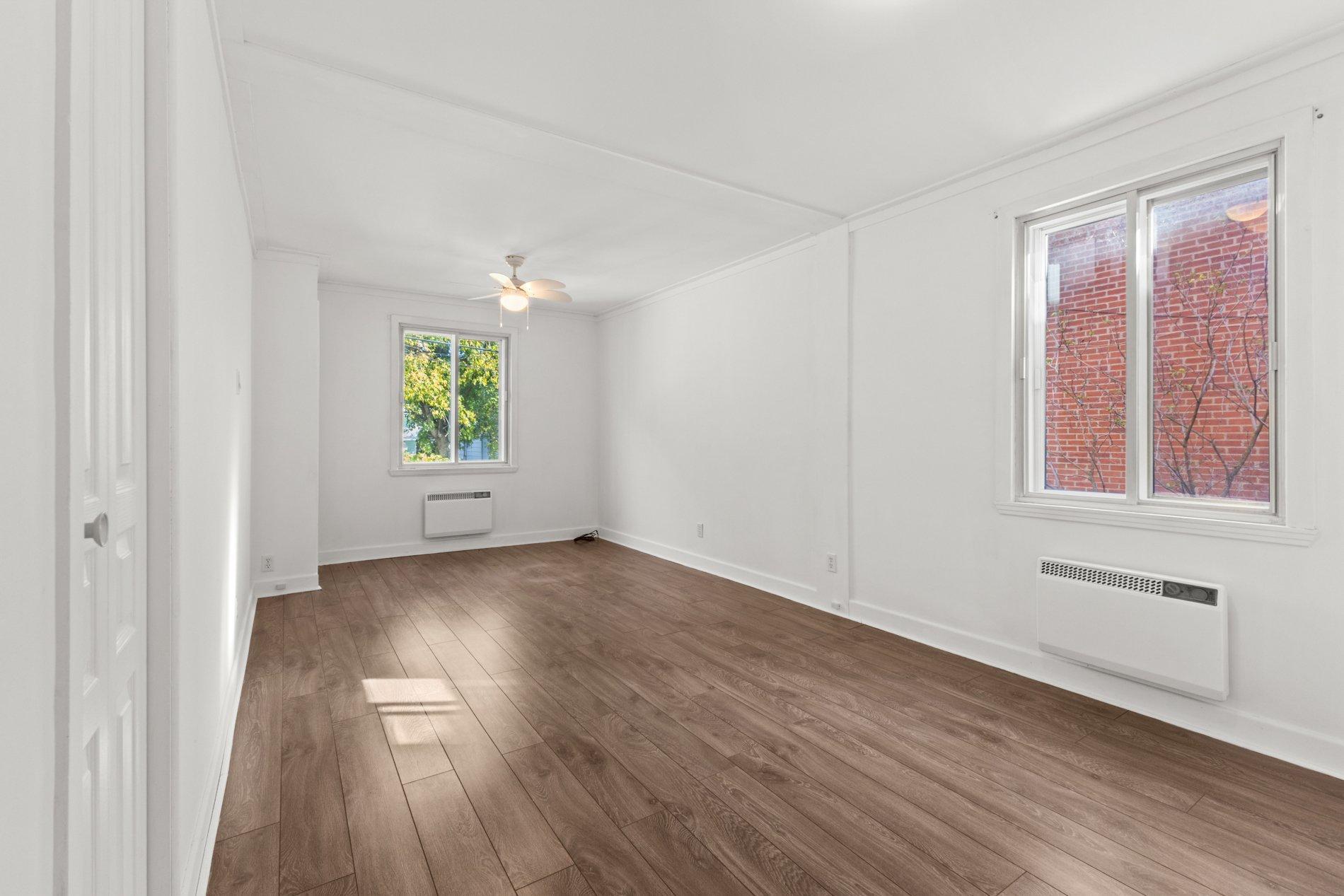 









2079

 - 2081


Rue Bossuet

,
Montréal (Mercier/Hochelaga-Maisonneuve),




QC
H1N2R8

