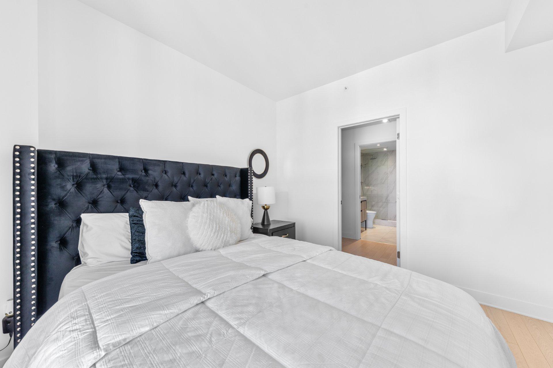 









200


Rue Marie-Charles-Le Moyne

, 1805,
Longueuil (Le Vieux-Longueuil),




QC
J4K5K7

