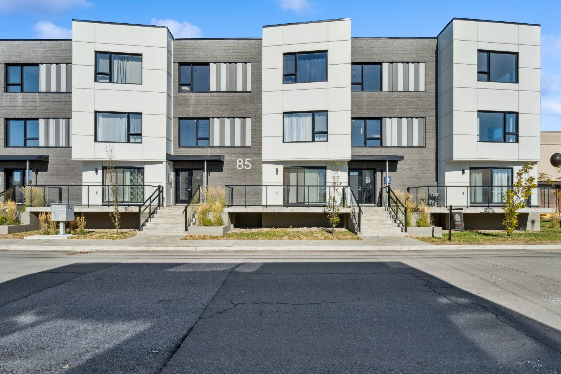 









85


Rue Lachapelle E.

, 303,
Saint-Rémi,




QC
J0L2L0

