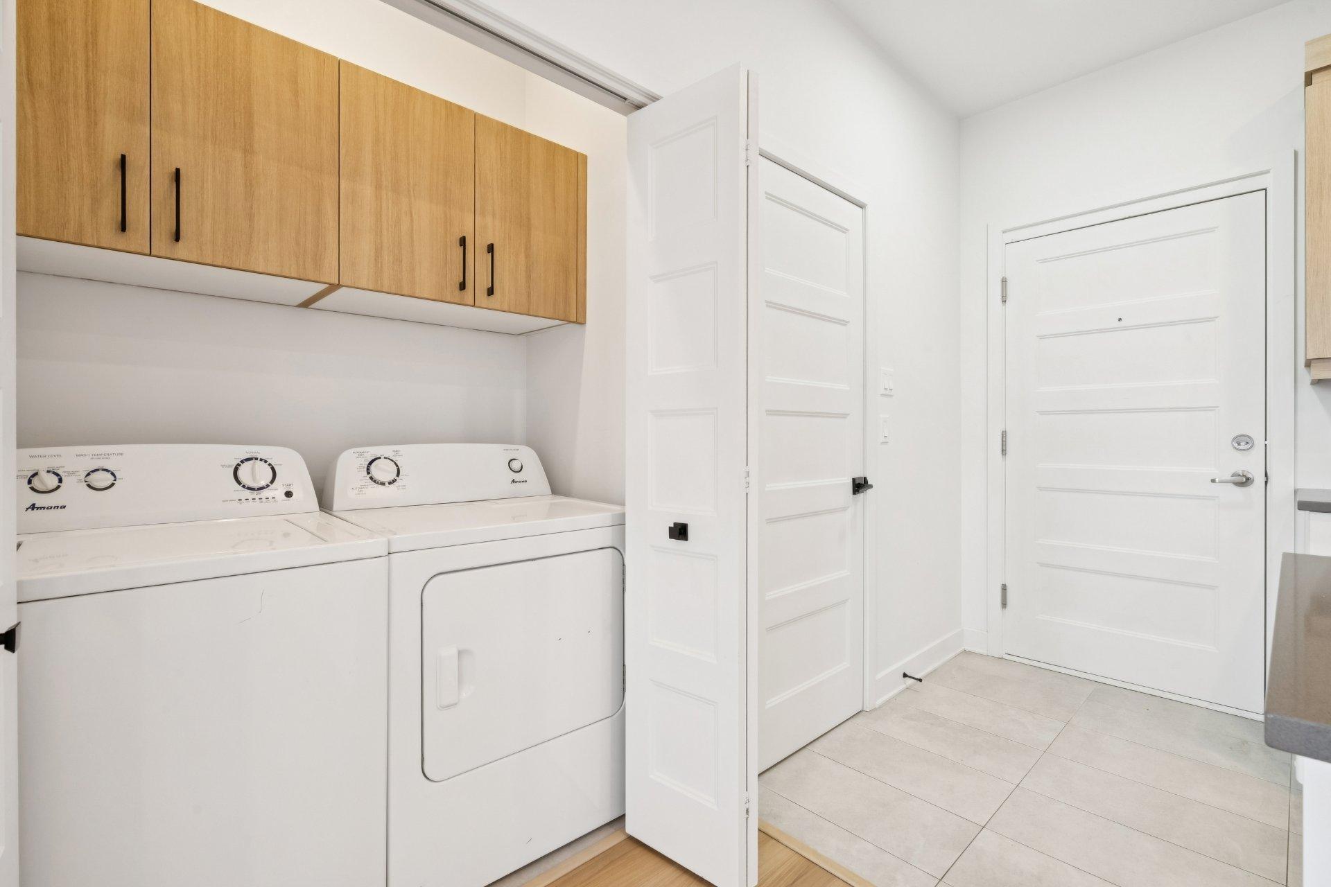 









85


Rue Lachapelle E.

, 303,
Saint-Rémi,




QC
J0L2L0

