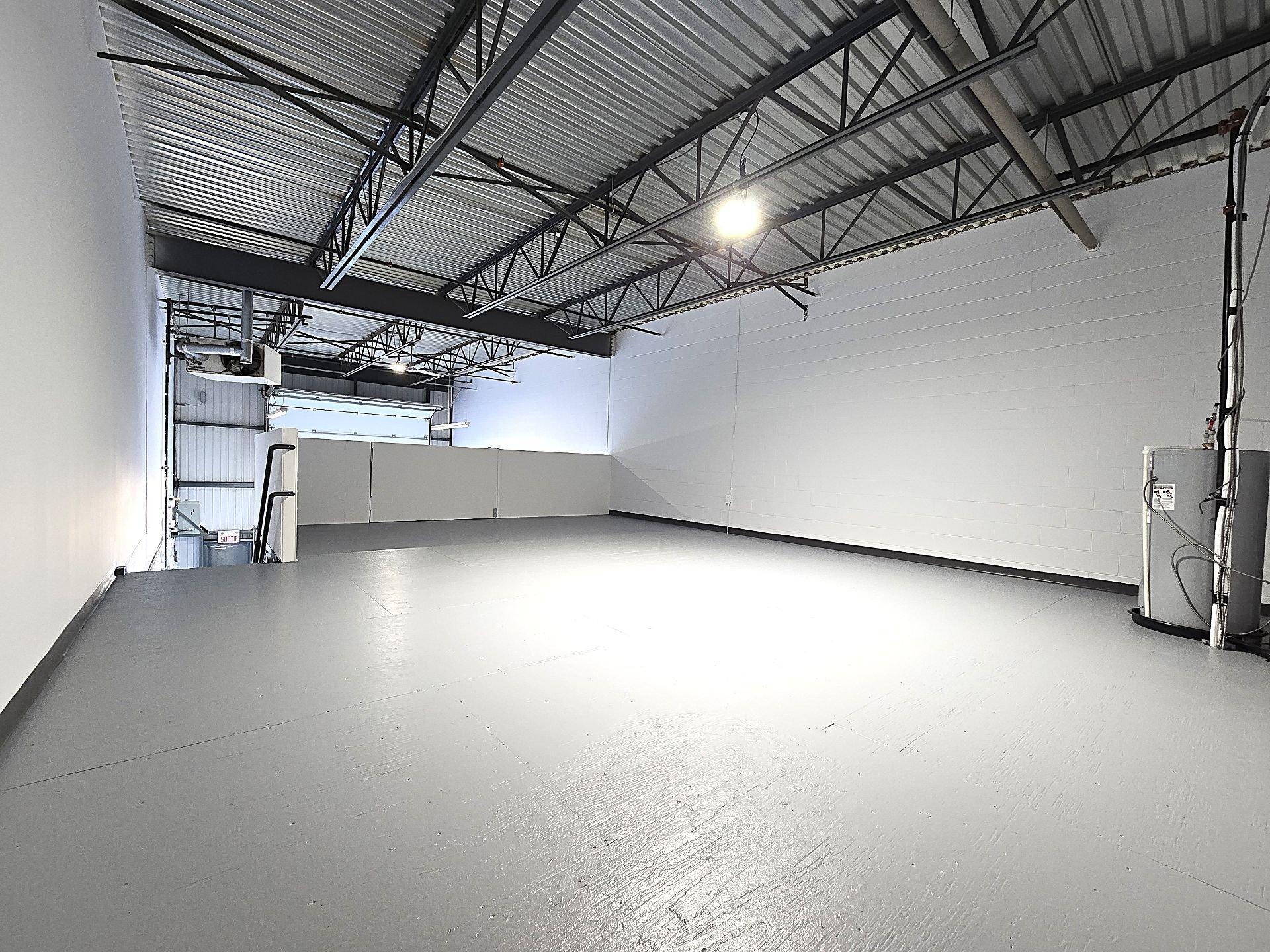 









573


Boul. du Curé-Boivin

,
Boisbriand,




QC
J7G2A8

