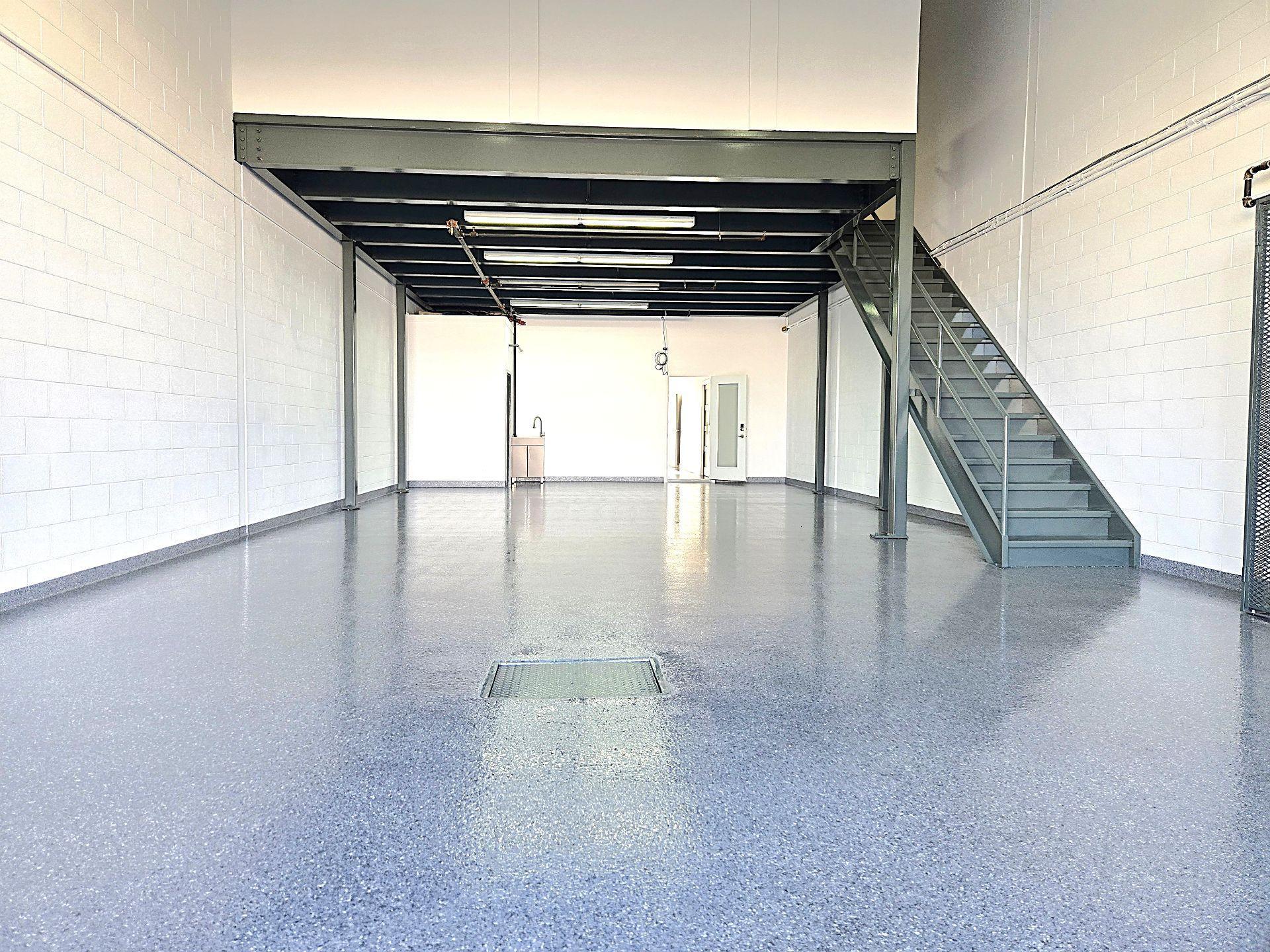 









573


Boul. du Curé-Boivin

,
Boisbriand,




QC
J7G2A8

