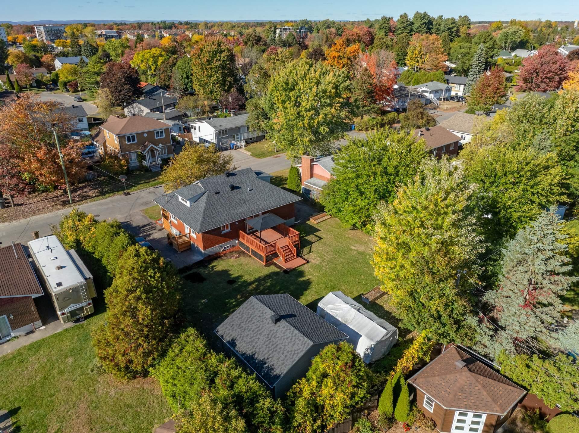 









13


46e Avenue E.

,
Blainville,




QC
J7C1L1

