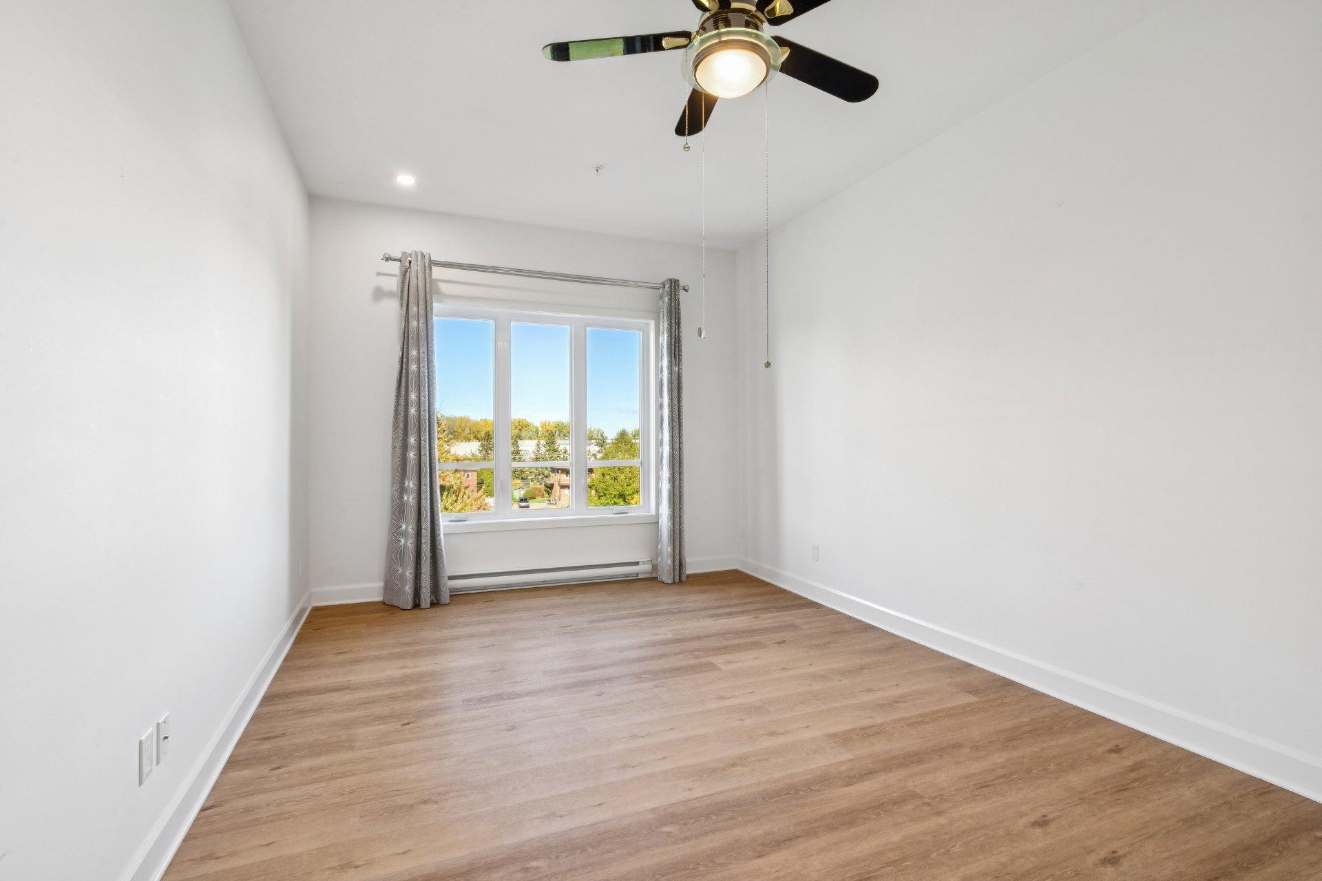 









393


Rue Dufferin

, 401,
Salaberry-de-Valleyfield,




QC
J6S2A9

