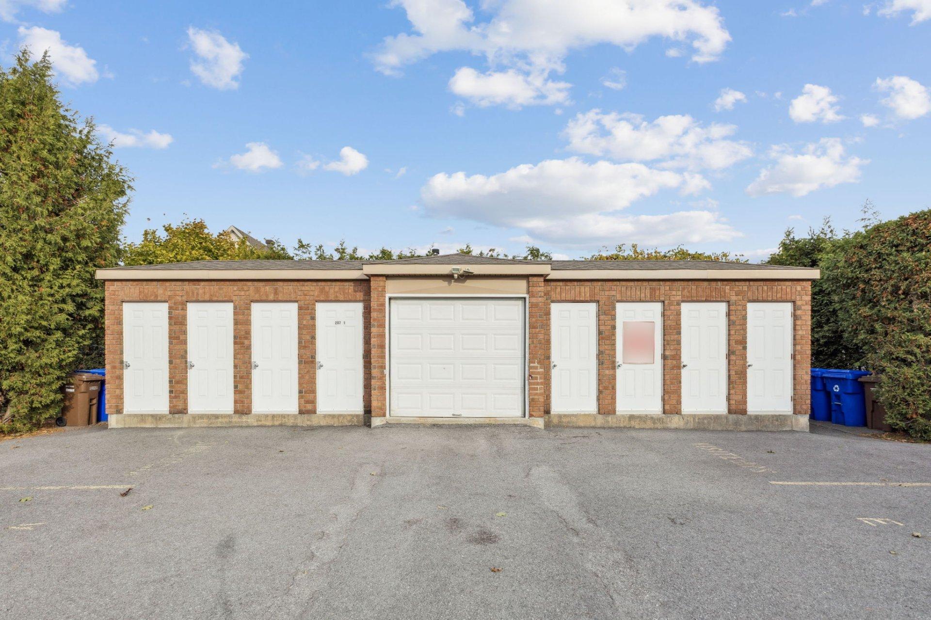 









209


Boul. d'Europe

, 3,
Gatineau (Aylmer),




QC
J9J0A3

