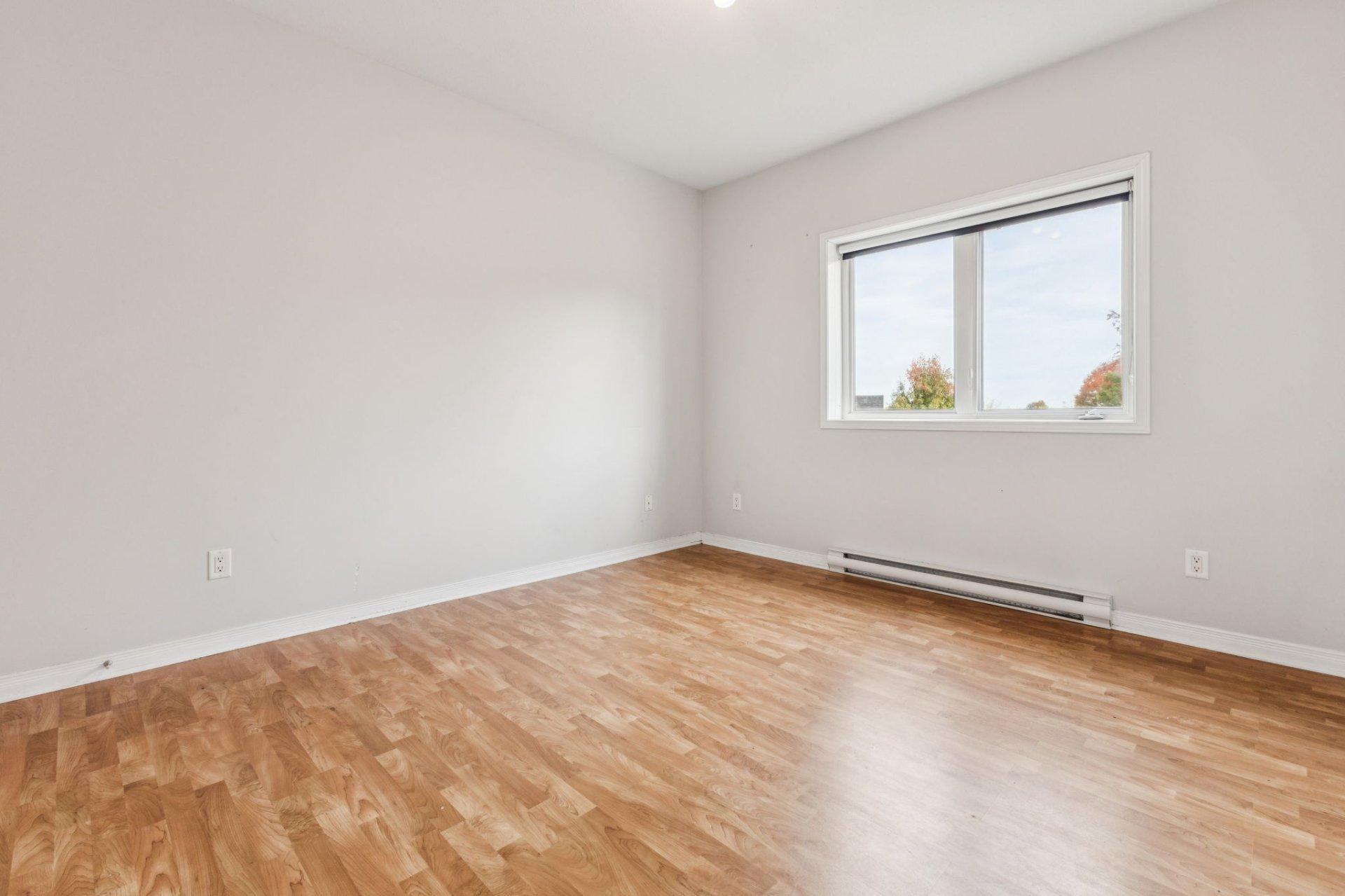 









209


Boul. d'Europe

, 3,
Gatineau (Aylmer),




QC
J9J0A3

