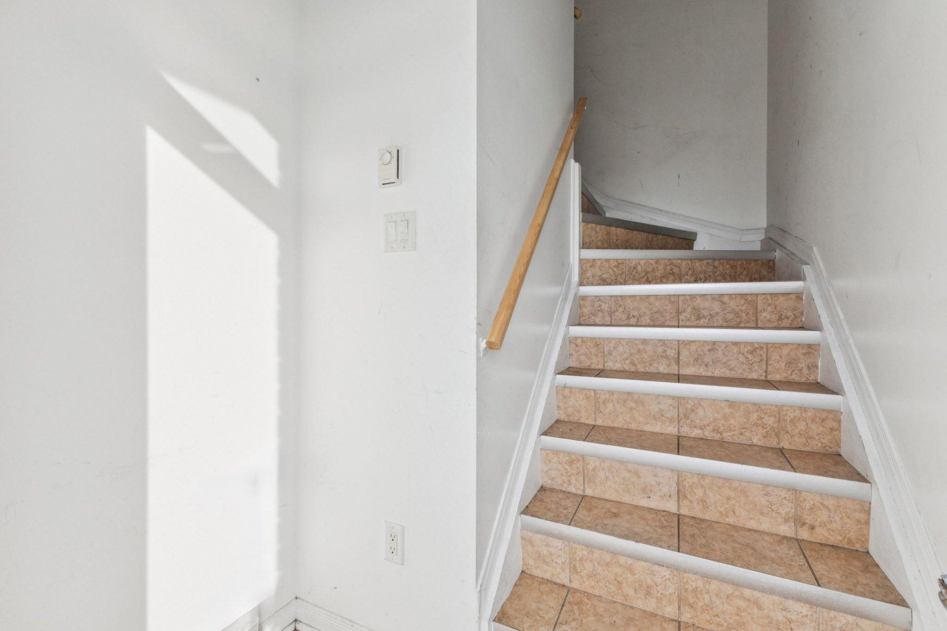 









209


Boul. d'Europe

, 3,
Gatineau (Aylmer),




QC
J9J0A3

