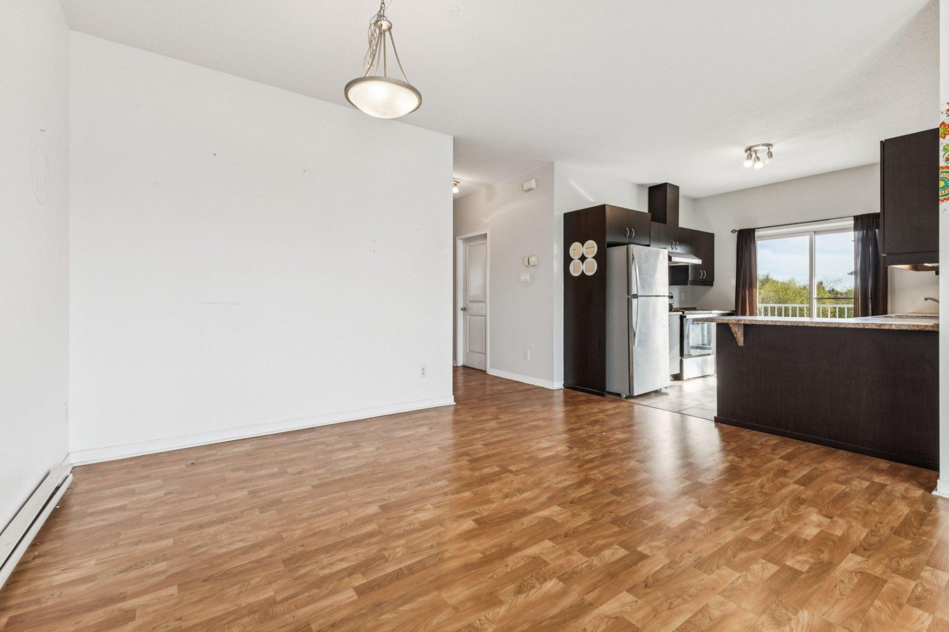 









209


Boul. d'Europe

, 3,
Gatineau (Aylmer),




QC
J9J0A3

