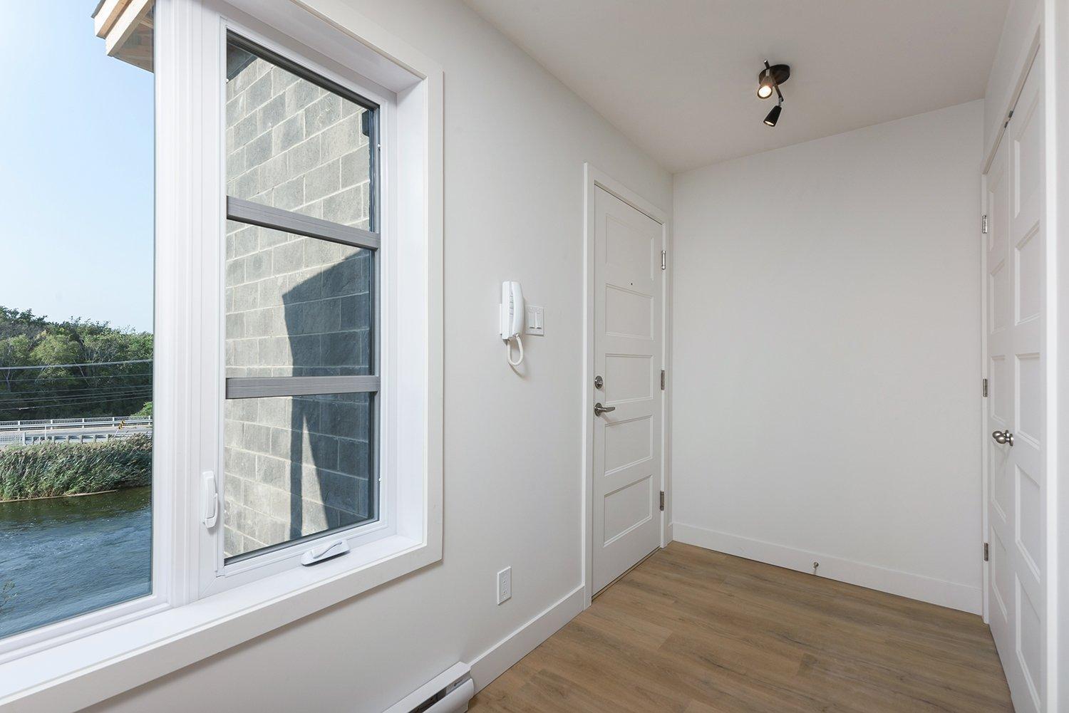 









85


Rue Masson

, 5,
Salaberry-de-Valleyfield,




QC
J6S4T7

