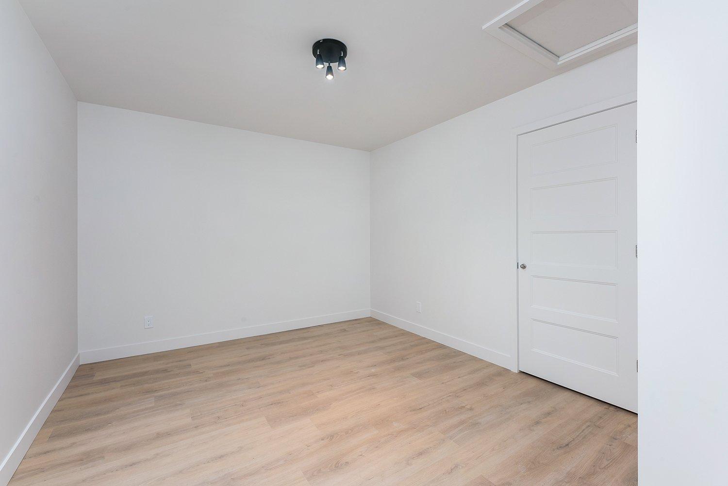 









85


Rue Masson

, 5,
Salaberry-de-Valleyfield,




QC
J6S4T7

