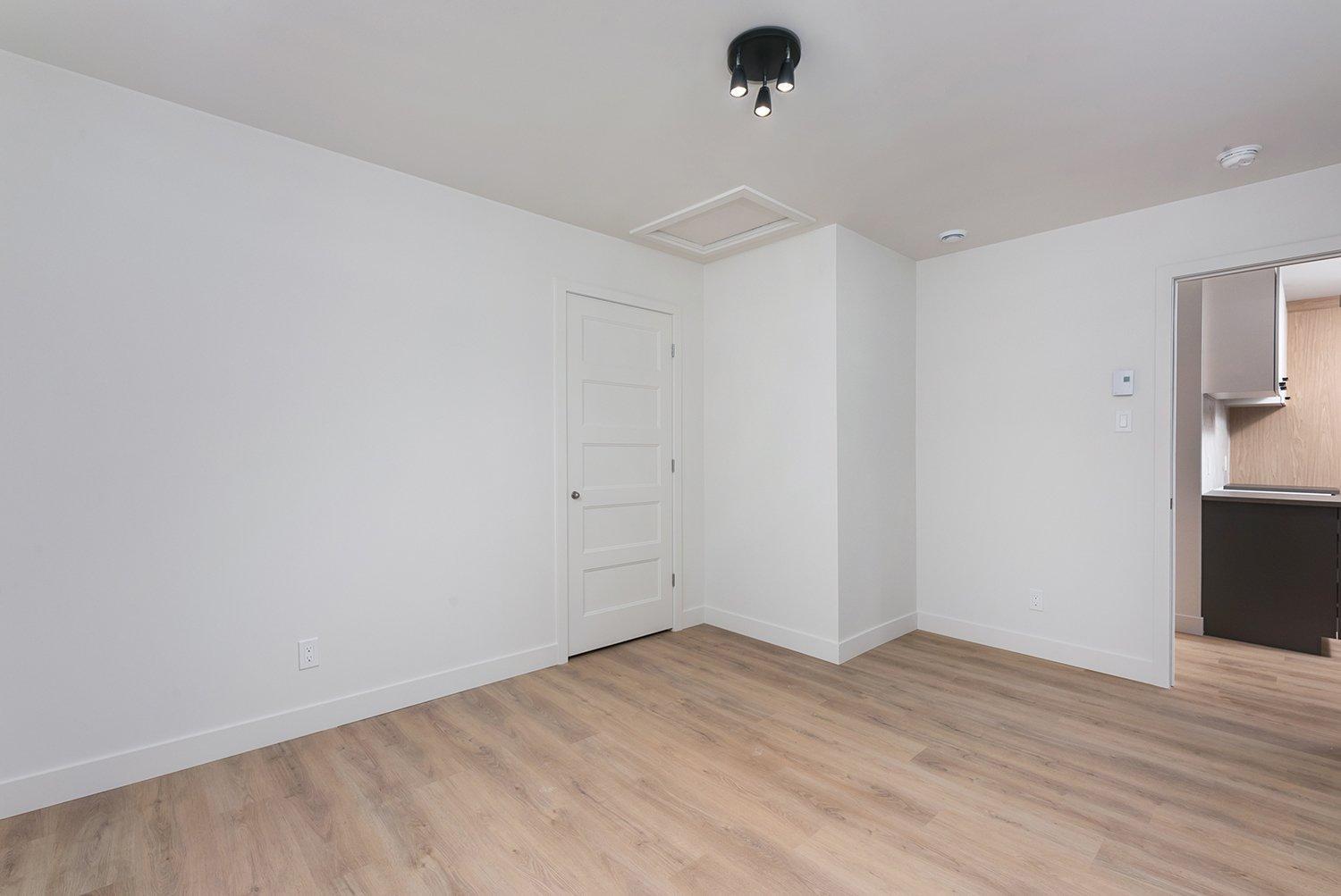 









85


Rue Masson

, 5,
Salaberry-de-Valleyfield,




QC
J6S4T7

