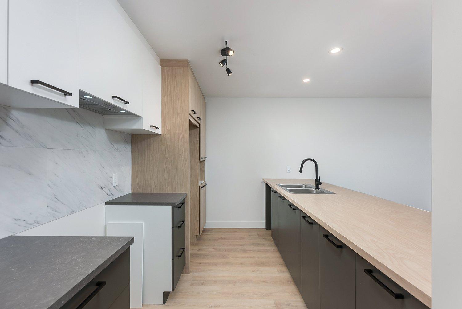 









85


Rue Masson

, 5,
Salaberry-de-Valleyfield,




QC
J6S4T7

