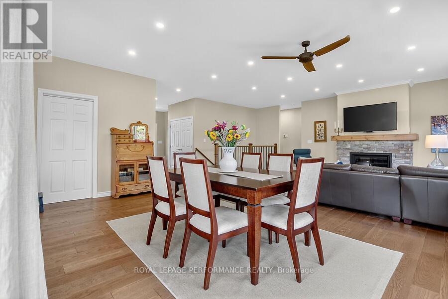 












127 ERNEST WAY

,
Tay Valley,




Ontario
K7H0B3

