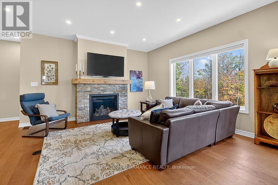 












127 ERNEST WAY

,
Tay Valley,




Ontario
K7H0B3

