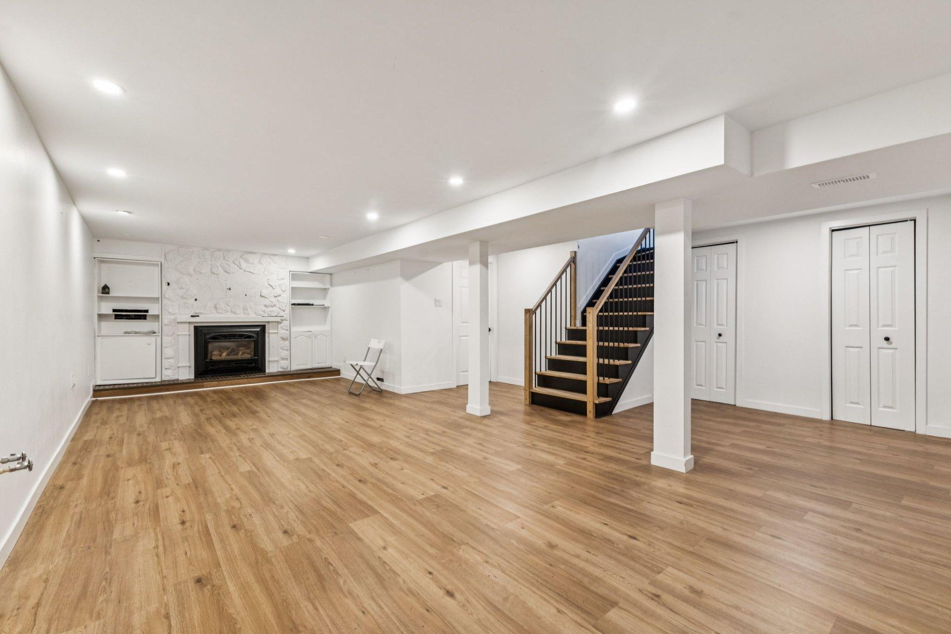 









401


Boul. St-René O.

,
Gatineau (Gatineau),




QC
J8P2W3


