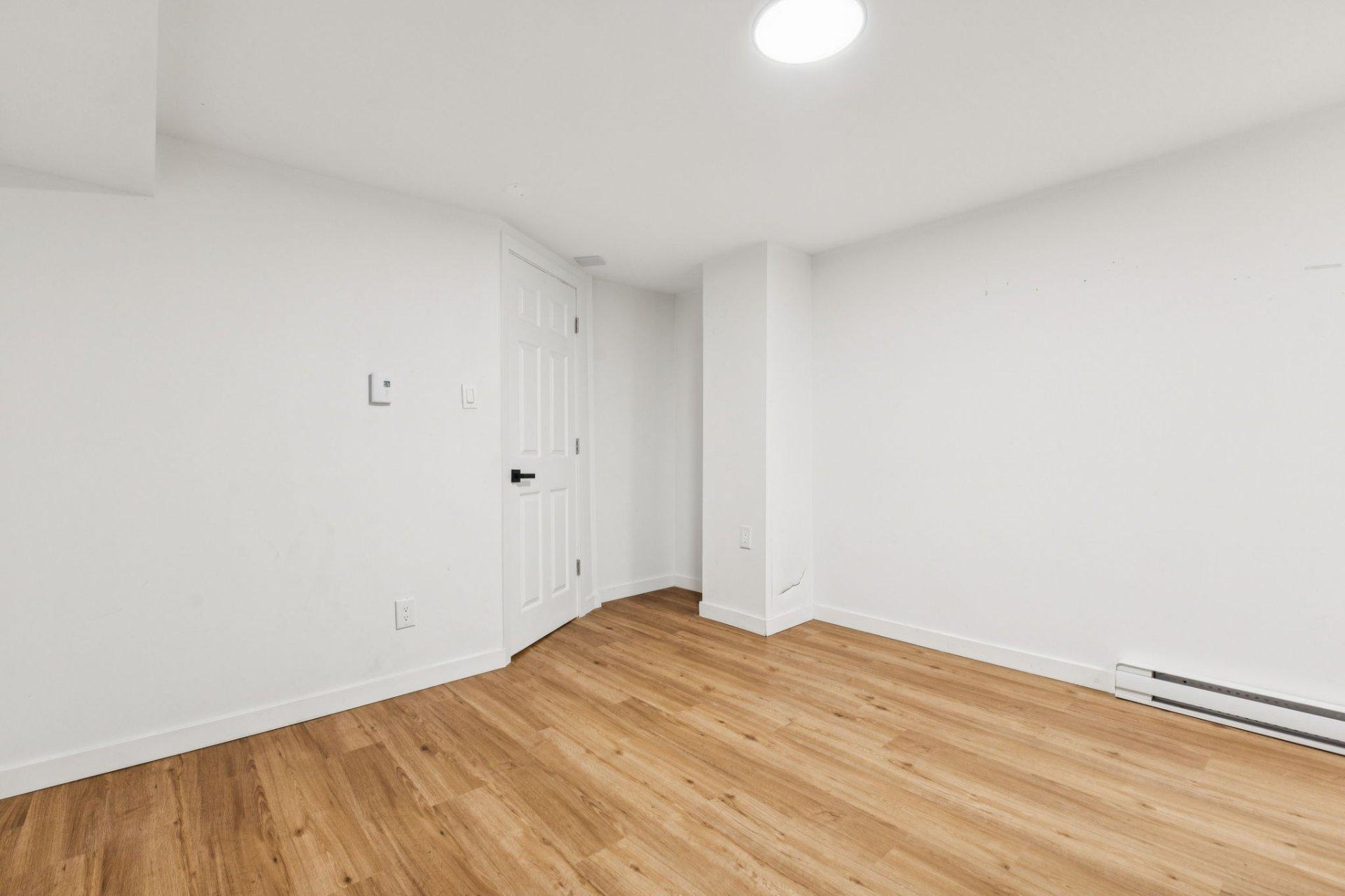 









401


Boul. St-René O.

,
Gatineau (Gatineau),




QC
J8P2W3

